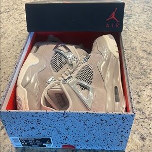 Air Jordan 4 Retro “Frozen Moments”